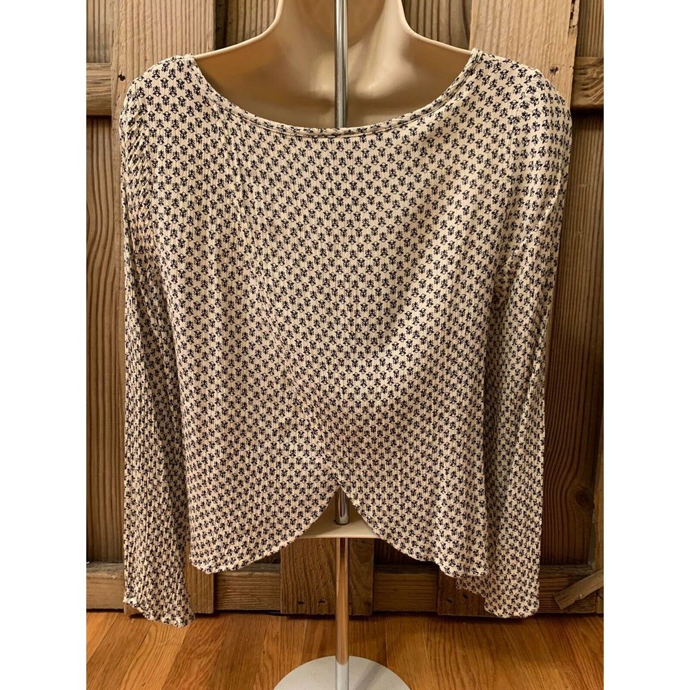 Alya White Black Floral Split Back Top S